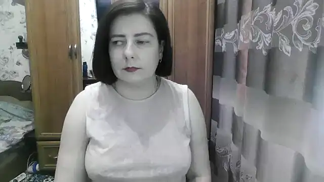 SophieNightAh online show from 10-26-25, 01:55