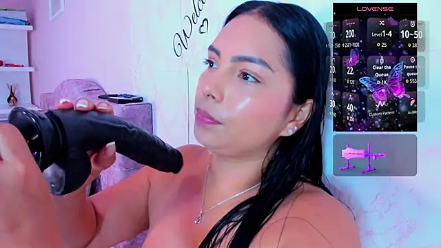 evelinn belen online show from 05-30-26, 03:50