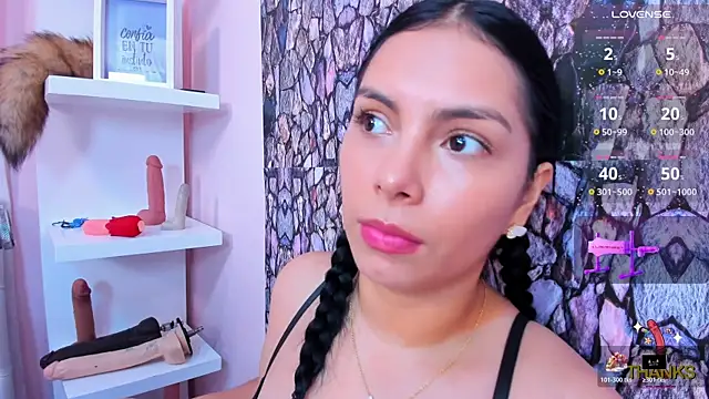 evelinn belen online show from 11-18-25, 12:41