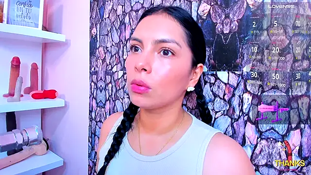 evelinn belen online show from 11-12-25, 01:15