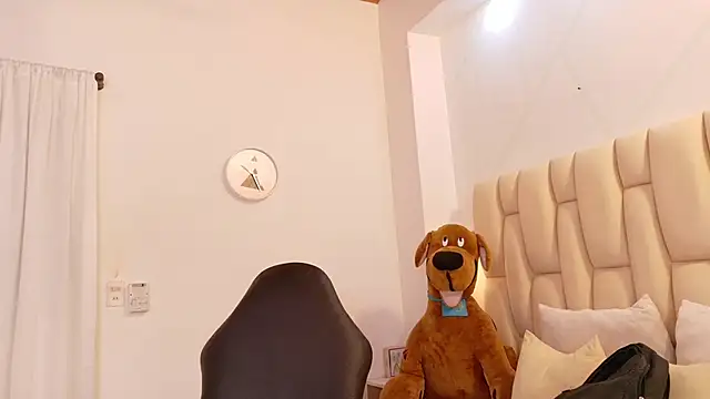 lia mariana online show from 09-22-25, 02:39