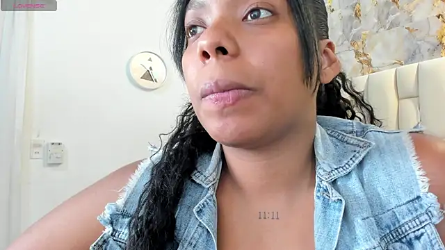 lia mariana online show from 02-05-26, 10:38