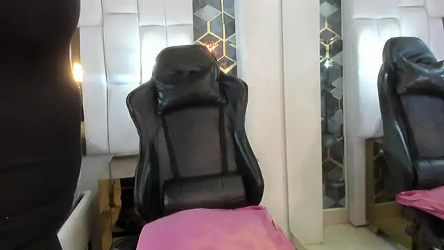 lia mariana online show from 03-29-26, 10:11