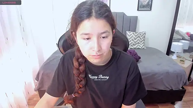 Amy joones online show from 09-27-25, 02:12