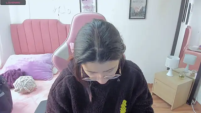 Amy joones online show from 11-18-25, 12:30