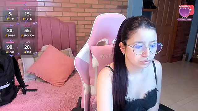 Snapshot of Amy_joones chatting on 07-18-26, 11:08 Amy joones online show from 07-18-26, 11:08