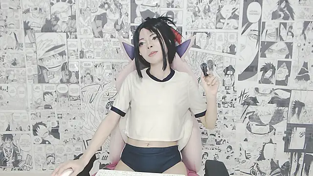 Miahparker online show from 10-20-25, 05:42