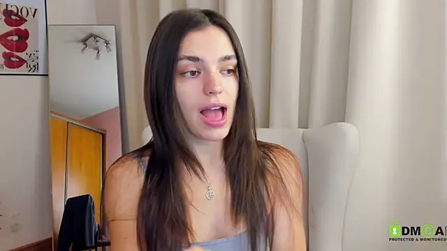 Snapshot of SuzyJamess chatting on 03-13-25, 02:27 SuzyJamess online show from 03-13-25, 02:27