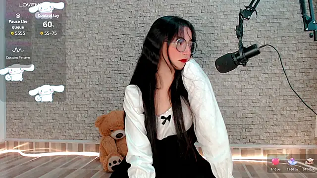emma unu online show from 06-21-26, 02:39