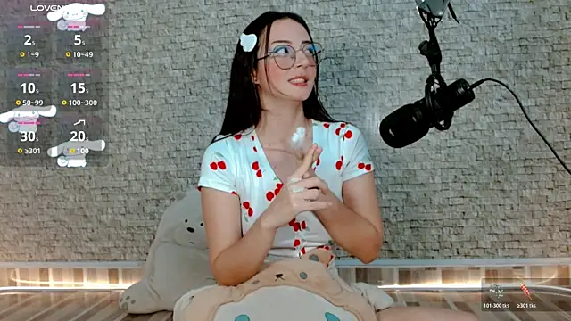 emma unu online show from 04-16-26, 03:18