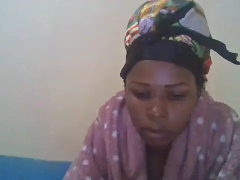 Snapshot of CharlotteDee chatting on 10-19-25, 06:10 CharlotteDee online show from 10-19-25, 06:10