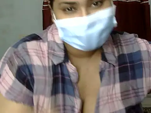 cutelady65 online show from 09-30-25, 04:02