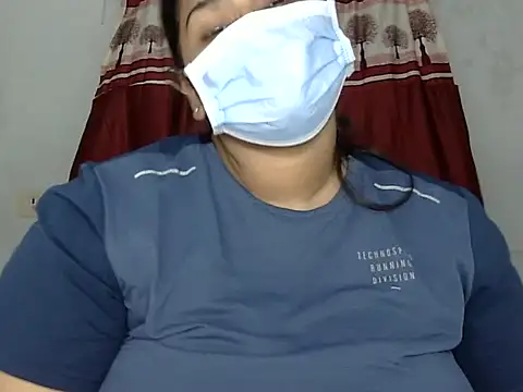 cutelady65 online show from 09-27-25, 04:24