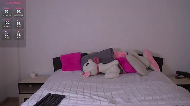 Arielgrace online show from 04-30-26, 07:15