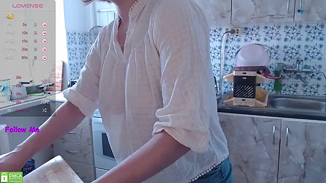 Snapshot of VerySweetKate111 chatting on 02-20-26, 11:34 VerySweetKate111 online show from 02-20-26, 11:34