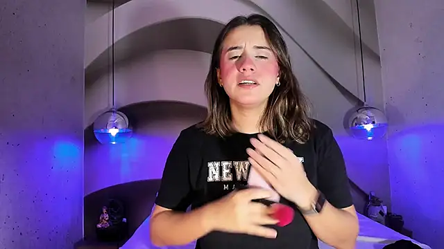 LanaHerondale online show from 03-08-25, 08:44