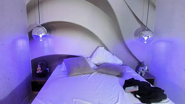 LanaHerondale online show from 03-16-25, 08:54