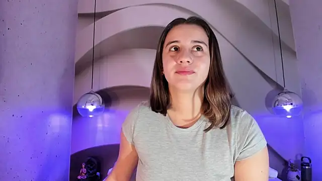 LanaHerondale online show from 03-05-25, 08:43