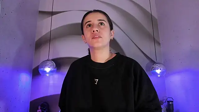 LanaHerondale online show from 03-20-25, 08:42