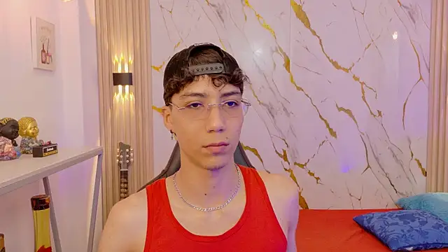 Snapshot of Nikolay_Gregori chatting on 07-19-26, 04:21 Nikolay Gregori online show from 07-19-26, 04:21