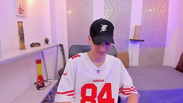 Nikolay Gregori online show from 10-26-25, 04:13