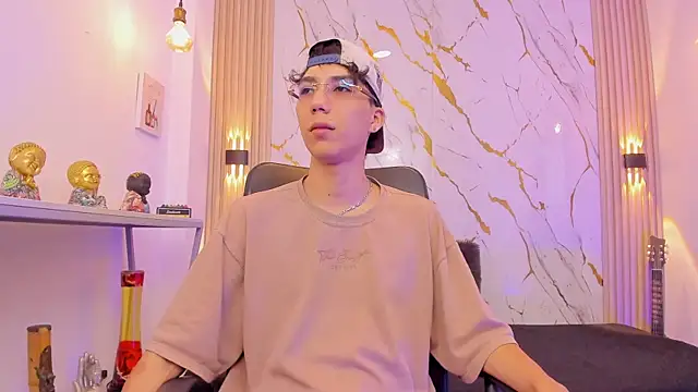 Nikolay Gregori online show from 04-04-26, 04:08