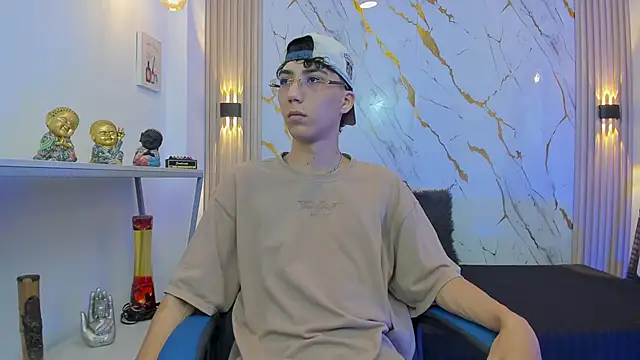 Nikolay Gregori online show from 03-17-26, 03:53