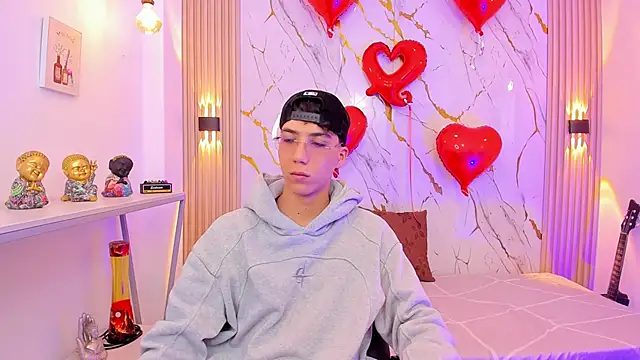 Nikolay Gregori online show from 02-16-26, 04:22