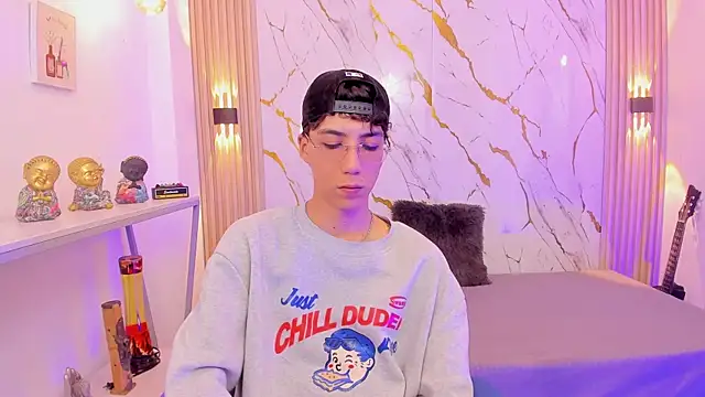 Nikolay Gregori online show from 03-06-26, 04:07