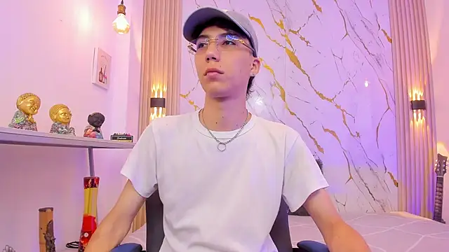 Nikolay Gregori online show from 04-16-26, 04:24