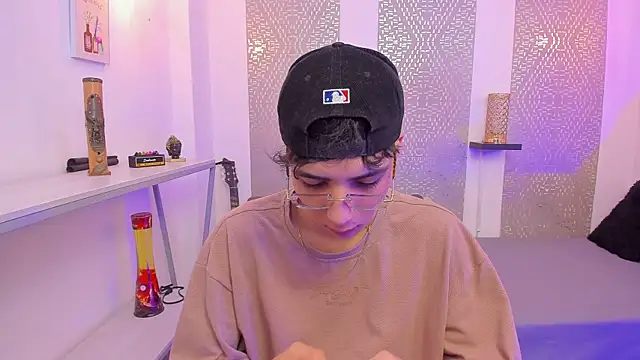 Nikolay Gregori online show from 11-12-25, 04:16