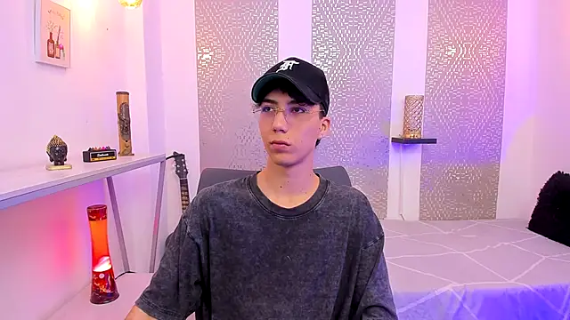 Nikolay Gregori online show from 12-04-25, 04:22