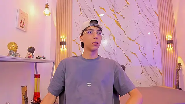 Nikolay Gregori online show from 03-08-26, 04:27