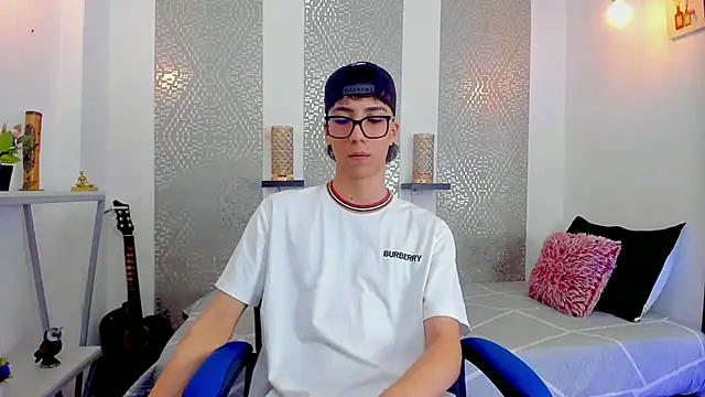 Nikolay Gregori online show from 03-09-25, 04:27