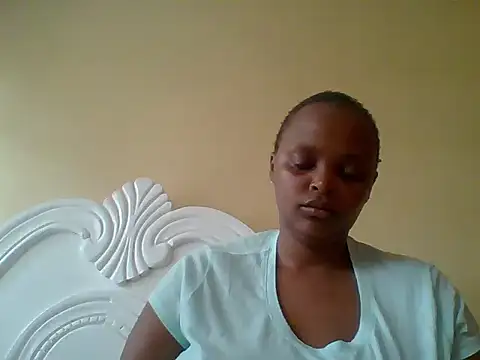 Snapshot of Sexxy-Shie chatting on 11-07-25, 06:29 Sexxy-Shie online show from 11-07-25, 06:29