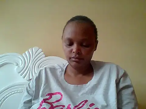 Snapshot of Sexxy-Shie chatting on 10-09-25, 06:36 Sexxy-Shie online show from 10-09-25, 06:36