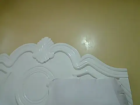 Snapshot of Sexxy-Shie chatting on 07-16-26, 09:06 Sexxy-Shie online show from 07-16-26, 09:06