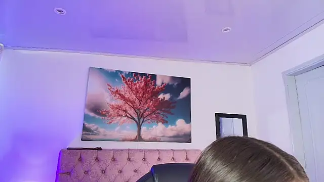 Julianaa Castro  online show from 11-27-25, 11:32