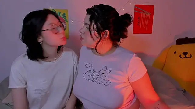 Gaby Danna online show from 11-19-25, 01:49