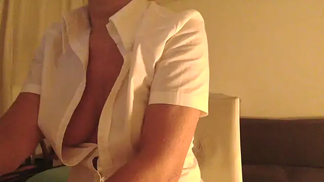 fragrance72 online show from 10-21-25, 04:01