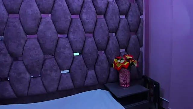 Snapshot of AlaSmith chatting on 11-20-25, 01:28 AlaSmith online show from 11-20-25, 01:28