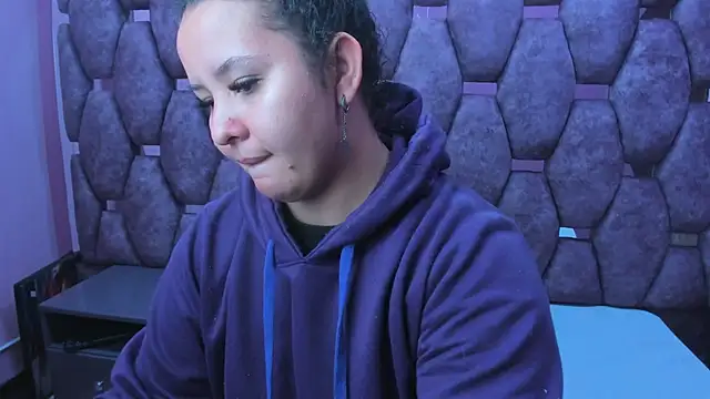 Snapshot of AlaSmith chatting on 11-15-25, 01:53 AlaSmith online show from 11-15-25, 01:53