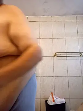 Miguel16i online show from 10-22-25, 08:08