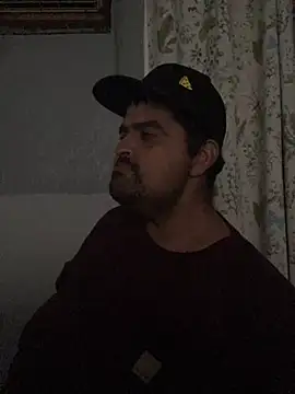 Miguel16i online show from 03-09-25, 05:55