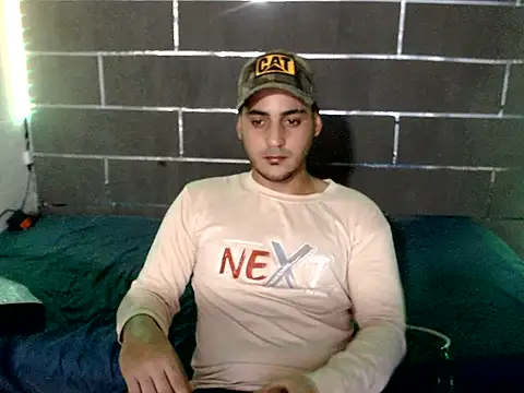 Snapshot of xxxxhotxoxo chatting on 05-28-26, 04:02 xxxxhotxoxo online show from 05-28-26, 04:02