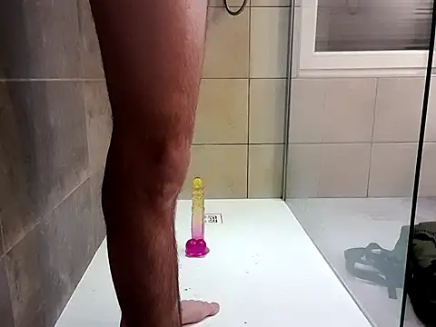 Snapshot of nfean2 chatting on 12-20-25, 05:16 nfean2 online show from 12-20-25, 05:16