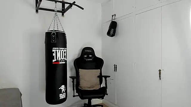 dan01  online show from 11-15-25, 09:02