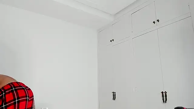 Snapshot of dan01_ chatting on 03-07-25, 01:18 dan01  online show from 03-07-25, 01:18