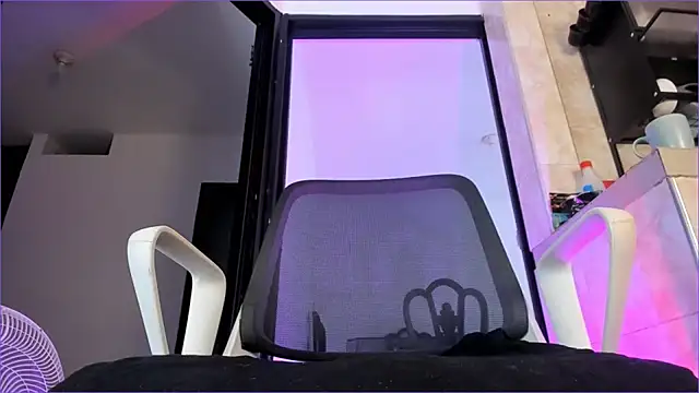 CandyLatinHott online show from 03-25-26, 06:29