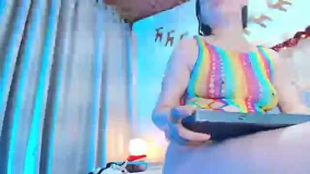 Eda Bonne online show from 12-18-25, 12:31